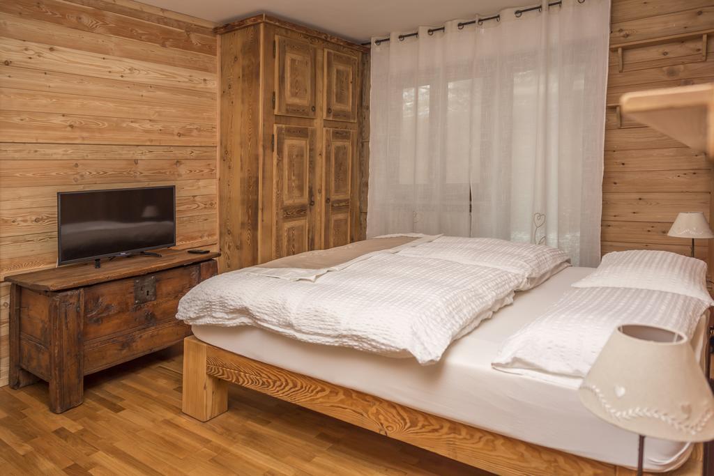 Appartamenti & Wellness Piero Gros Sauze D'Oulx Exterior photo